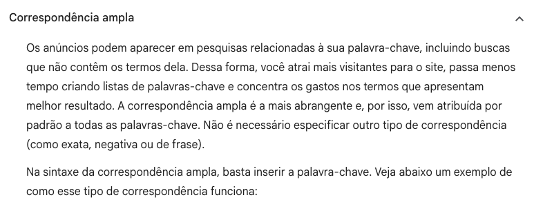 Print do Google Ads explicando o conceito de correspondência ampla, mostrando como o sistema utiliza sinais como intenção de pesquisa, contexto e comportamento do usuário para exibir anúncios relevantes mesmo sem correspondência exata de palavras-chave.
